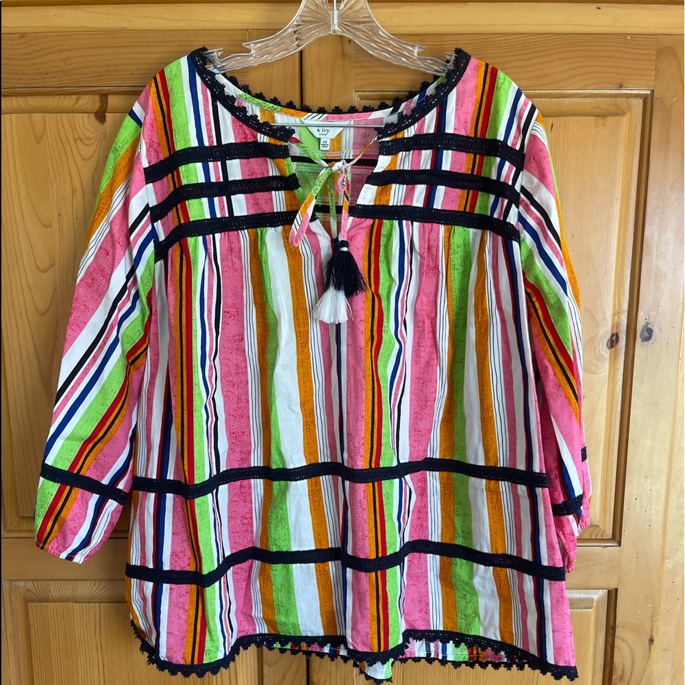 Crown &Ivy Size 2X Colorful Tunic